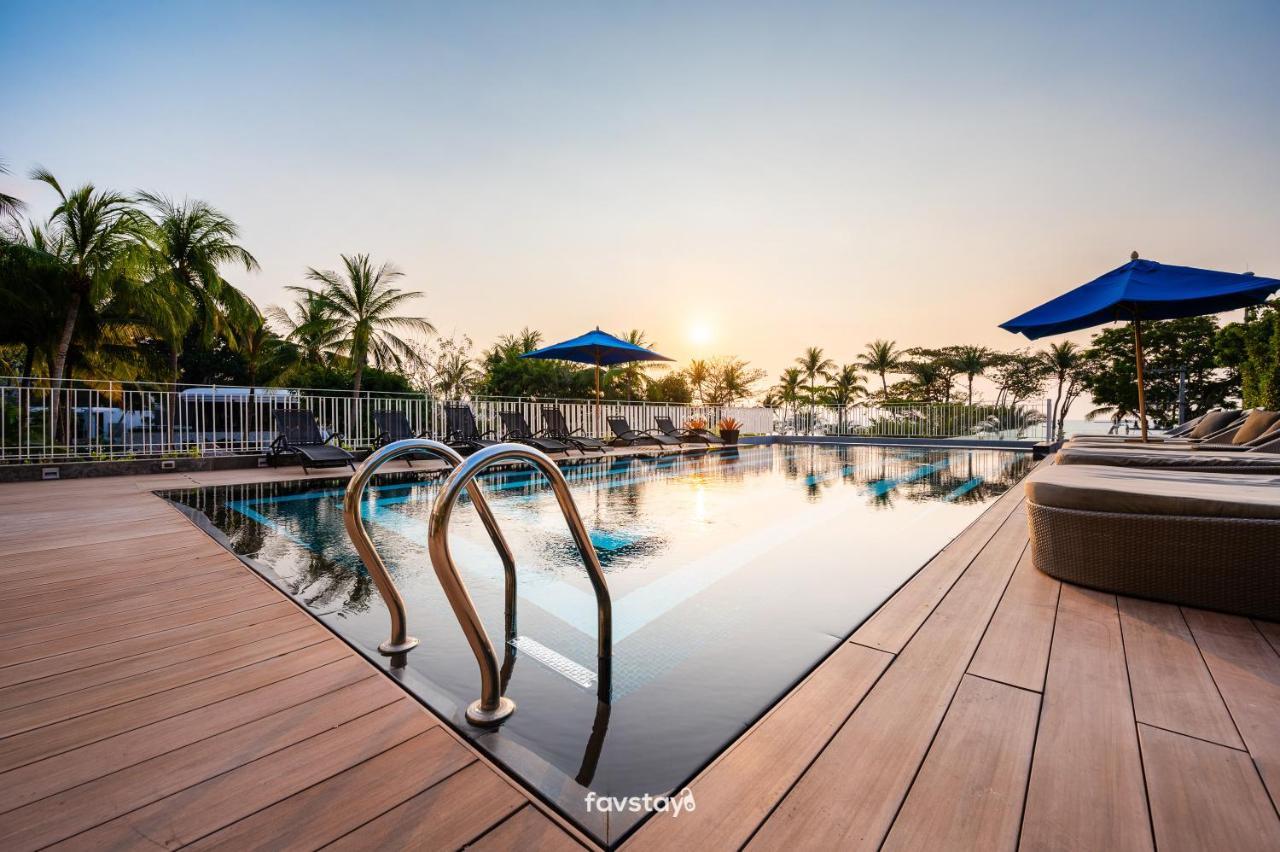 Mera Mare Pattaya Beach And Resort Exterior photo